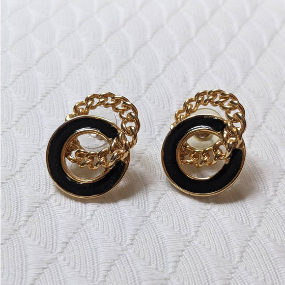 Vintage 80's Gold Tone & Black Post Earrings, Interlocking Circles, Avant Garde - Picture 6 of 7